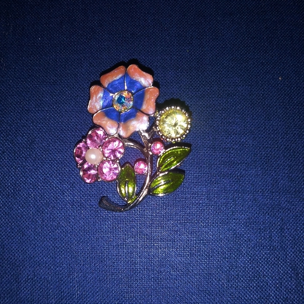 Floral Inspired Brooch